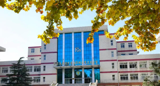解放军装甲兵学院户外活动场地