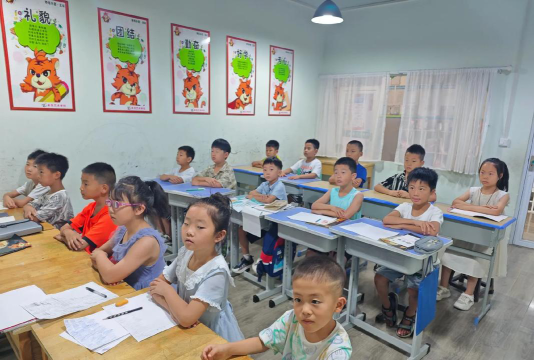 洛旺学前班户外活动场地