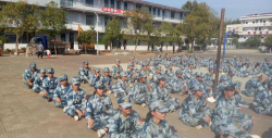 江西省樟树市店下初中户外活动场地