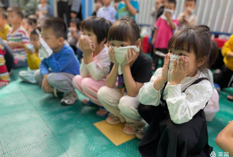 湛江市赤坎区和平幼儿园户外活动场地