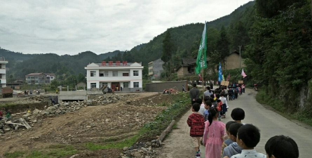 袁家坝小学户外活动场地