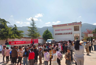 洱源县茈碧湖镇宁湖小学户外活动场地