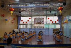 深圳市罗湖区太阳升新春天幼儿园户外活动场地