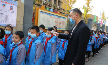 峨眉山市绥山镇第六小学校户外活动场地
