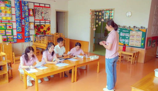 甘肃省兰州市实验幼儿园户外活动场地