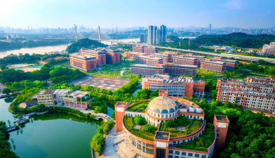 广州医科大学户外活动场地