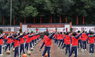 武胜县胜利镇小学户外活动场地