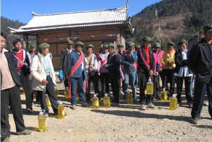 维西县攀天阁乡皆菊中心完小户外活动场地