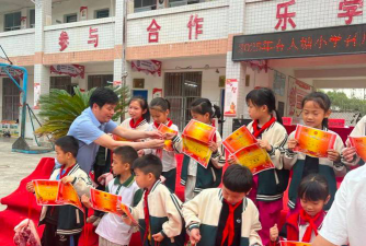 市荣乡中心小学户外活动场地