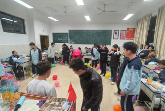 洋县黄家营初级中学户外活动场地