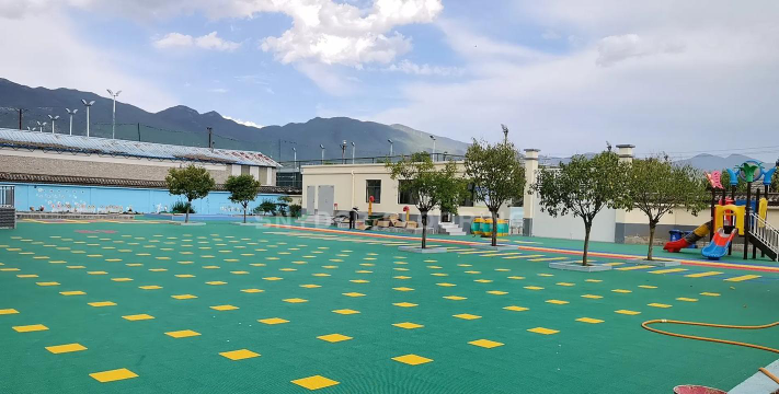 石嘴山市幼儿园户外活动场地