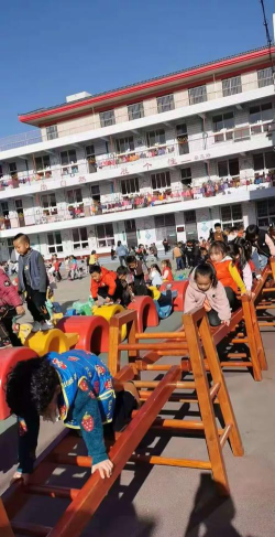 平罗县第一幼儿园户外活动场地