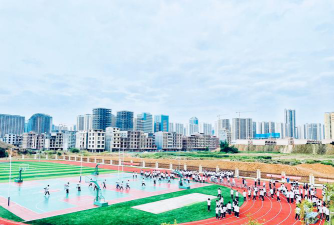 乌鲁木齐市沙依巴克区九家湾友谊学校户外活动场地