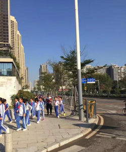 深圳市宝安区上芬小学户外活动场地