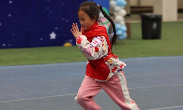 成都市天涯石小学逸景分校户外活动场地