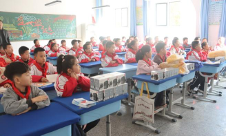 兰州铁路第一小学户外活动场地