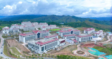 临沧职业学院户外活动场地