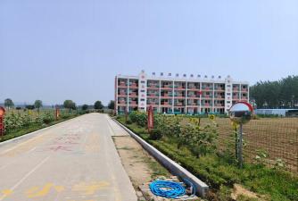 濮阳县白罡乡第二初级中学户外活动场地