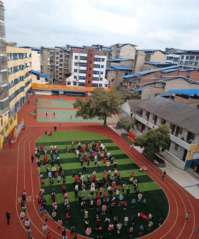 皋兰县中心乡三坪小学户外活动场地