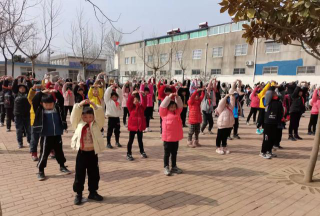 临沭县石门镇前庄初级中学户外活动场地