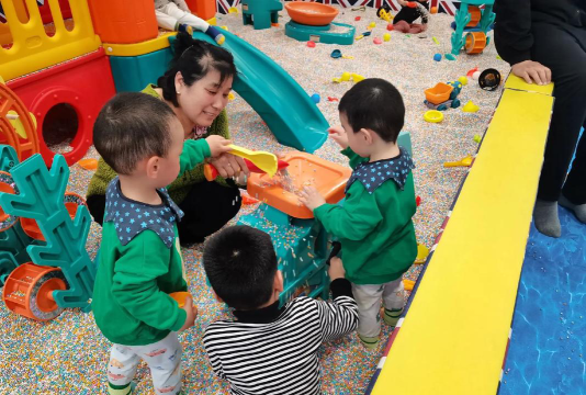 莱西市河头店镇捉马台村幼儿园户外活动场地