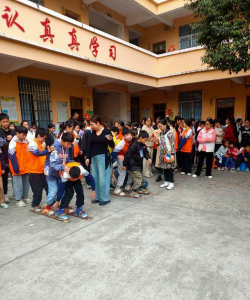 大安镇中心小学户外活动场地