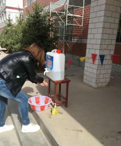 泾川县玉都镇中心小学户外活动场地