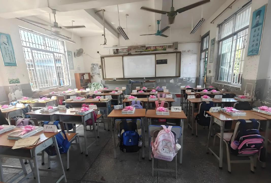 白家乡中心小学户外活动场地