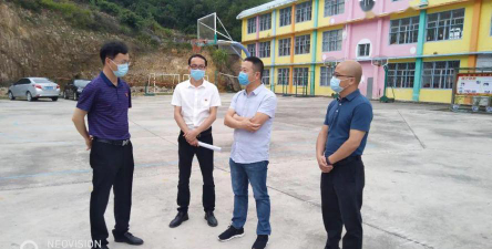 大平乡中心学校户外活动场地