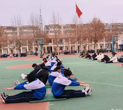 兖州市第六中学户外活动场地
