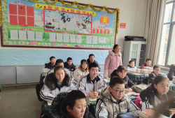 静宁县曹务初级中学户外活动场地