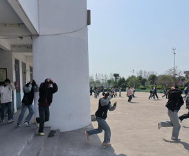 湖沟中学户外活动场地