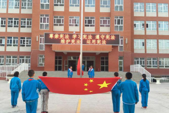 库尔勒市铁克其乡中心小学户外活动场地