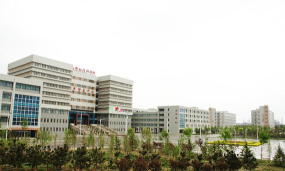 唐山劳动高级技工学校户外活动场地