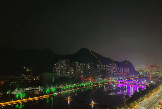 承德技师学院户外活动场地