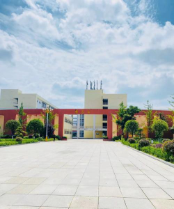 毕节地区幼师信息工程学校户外活动场地