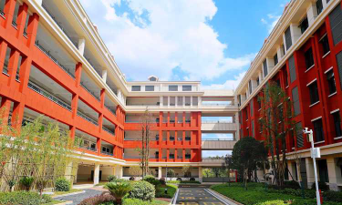 长沙市第三十一中学户外活动场地