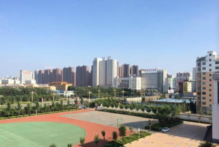 邯郸市朝阳中等专业学校户外活动场地