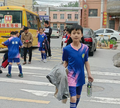 衡阳市石鼓区电瓶车总厂子弟小学户外活动场地