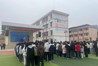 渠江镇中学户外活动场地