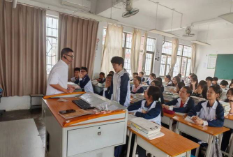 潮南井都中学户外活动场地
