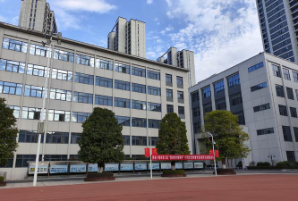 铜川市城区高级职业中学户外活动场地