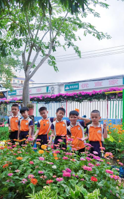 莺歌海镇小太阳幼儿园户外活动场地