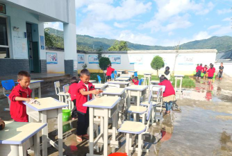 德庆县九市镇留村小学户外活动场地