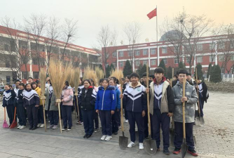 隆德县隆湖中学户外活动场地