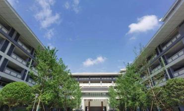 成都市青羊区文家中学户外活动场地