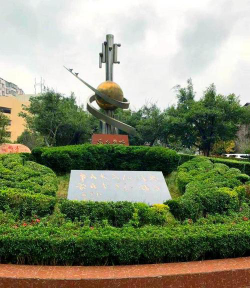 蓬南中学户外活动场地