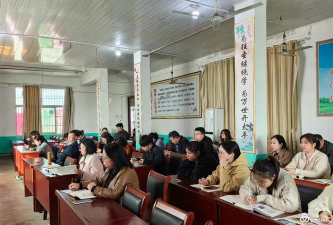 防胡镇中学户外活动场地