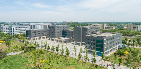 郑州煤炭高级技工学校户外活动场地