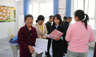 白河县阳光职业学校户外活动场地